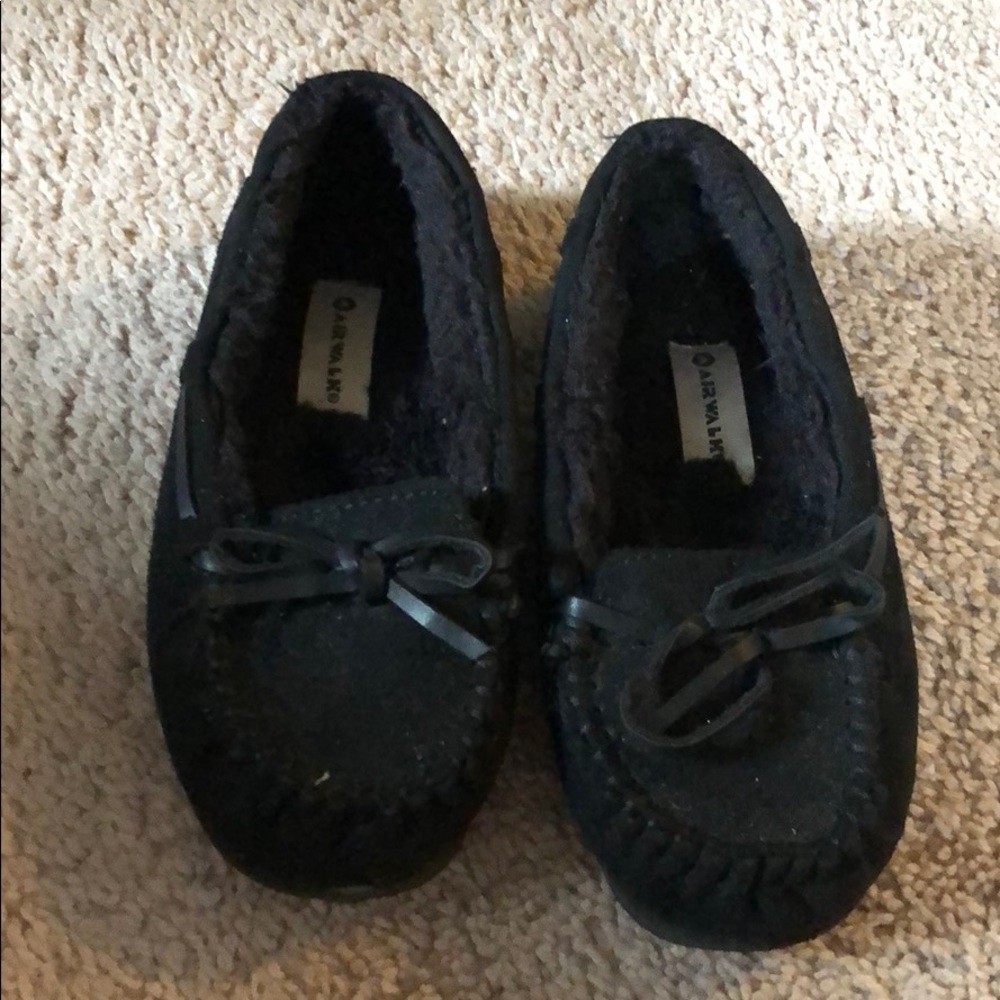 Girls moccasins